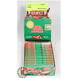 DISPLAY OF WATERMELON FLAVOURED ROLLING PAPERS