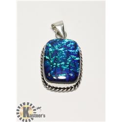 #97- AUSTRALIAN TRIPLE OPAL PENDANT