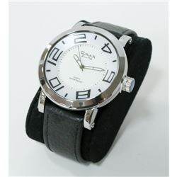 NEW OMAX MENS WATCH W/GIFT BOX
