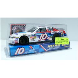 1:24 DIE CAST VALVOLINE # 10 SCOTT RIGGS 2004