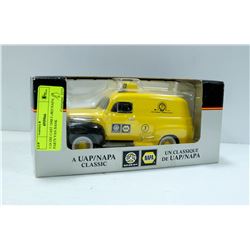 1:24 DIE CAST 1948 FORD NAPA PARTS VAN BANK