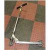 Image 1 : RAZOR SCOOTER FOR KIDS