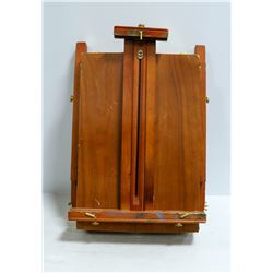 ARTISTS EASEL