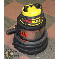 SHOP VACUUM - WET/DRY
