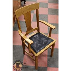 VINTAGE SOLID WOOD ARM CHAIR WITH