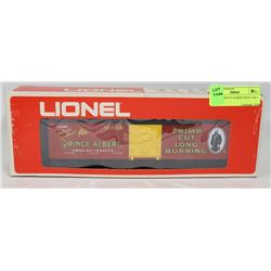 LIONEL PRINCE ALBERT BOX CAR 0 SCALE.