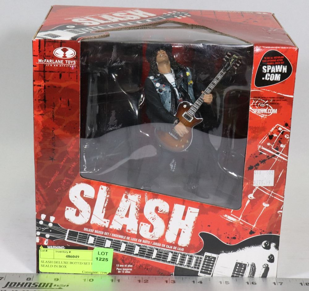 SLASH DELUXE BOXED SET FIGURE SEALD IN BOX