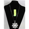 Image 1 : STERLING SILVER CHAIN WITH FLOWER PETAL PENDANT