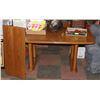 Image 1 : OAK TONE KITCHEN TABLE WITH LEAF. FURNITURE