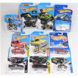 BOX OF 10 ASSORTED HOT WHEELS COLLECTIBLES