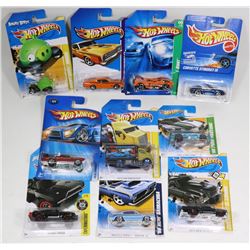 BOX OF ASSORTED HOT WHEELS COLLECTIBLES