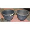 Image 1 : PAIR OF 14" DIAMETER GARDEN PLANT POTS, 11" TALL
