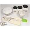 Image 1 : KITCHEN LOT: INCLUDES CANISTER SET, WEIGHT
