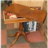 Image 1 : ANTIQUE BIFOLD OCCASSIONAL /  CARD TABLE