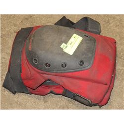 SNAP ON CARPENTER'S KNEE PADS