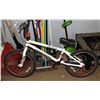Image 1 : SUPERCYCLE BMX TRICK BIKE