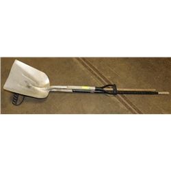 RAKE HAY FORK AND ALUMINUM SHOVEL