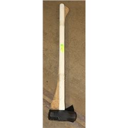 SPLITTING AXE AND 8 LB MALL