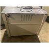 Image 2 : MOBILE ULINE POLY STRAPPING MACHINE MODEL H-2079