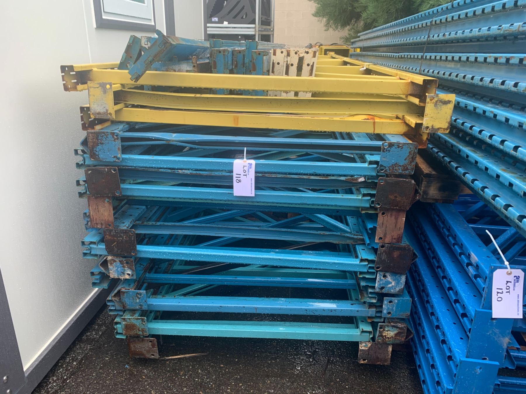 HEAVY DUTY INDUSTRIAL PALLET RACKING - Able Auctions