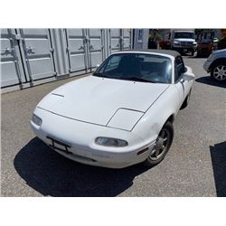 1990 MAZDA MIATA, 2DR COUPE CONVERTIBLE, WHITE, VIN #JM1NA3527L0131865