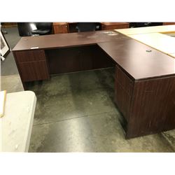 MAHOGANY 6' X 6' RH EXECUTIVE DESK