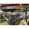 Image 2 : 5 STAINLESS STEEL 20" RECTANGULAR COMMERCIAL CHAFING DISHES