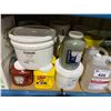 Image 2 : SHELF OF ASSORTED VINEGARS, CONDIMENTS & SODA