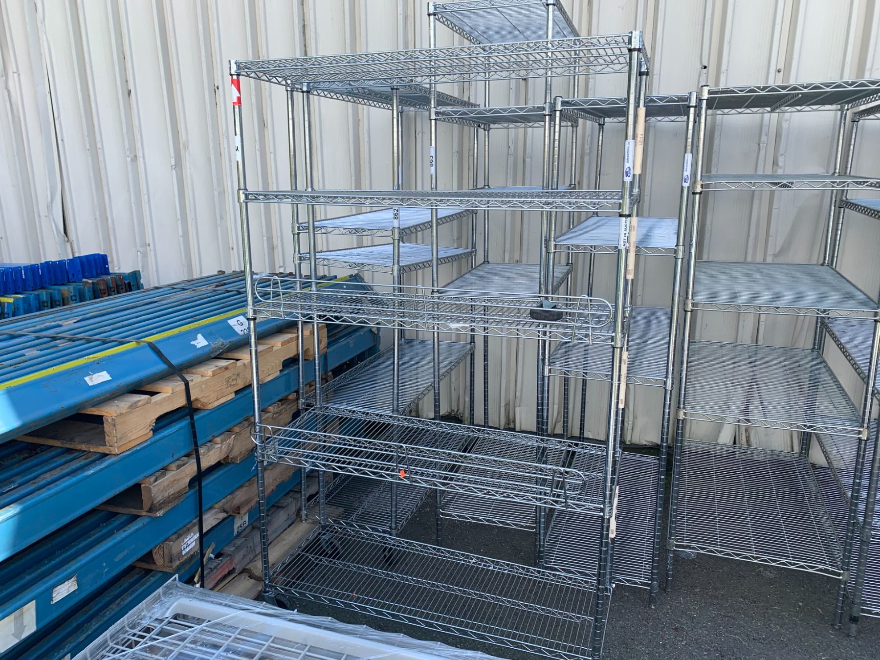 CHROME 5 TIER MOBILE