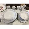 Image 5 : LARGE TABLE LOT OF ASSTD DISHWARES, CORNING WARE & DECORATIVE PIE PLATES - INCLUDING