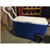 Image 1 : COLEMAN 2 WHEEL COOLER WITH HINGED LID
