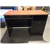 Image 1 : SOUTH SHORE FURNITURE DESK WITH SLIDEOUT KEYBOARD TRAY, 2-DRAWERS - NEW