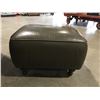 Image 1 : SPINNEYBECK LEATHER OTTOMAN - APPROX 22" X 15" X 14" - A