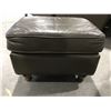 Image 1 : SPINNEYBECK LEATHER PILLOWTOP OTTOMAN - APPROX 22" X 15" X 15.5" - D
