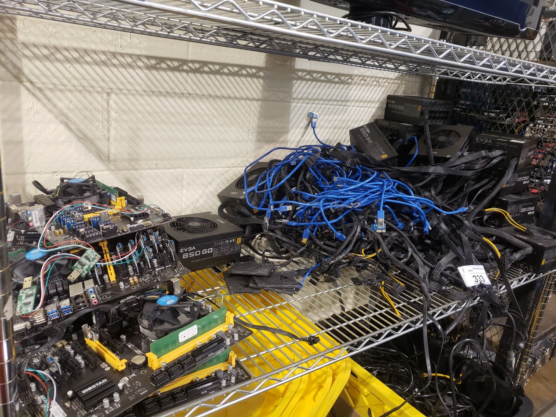 SHELF OF 850 GQ EV3A BITMINING ITEMS AND MORE!