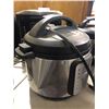 Image 2 : INSTANT POT DUO PLUS PRESSURE COOKER HAS DAMAGE