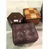 Image 1 : 3 LEATHER OTTOMANS