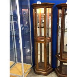 GLASS DISPLAY UNIT (72.5 X 25 X 11 ) MISSING SHELVES