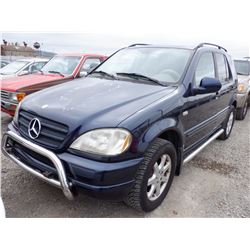 2000 Mercedes-Benz M-Class