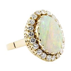 7.90 ctw Opal And Diamond Ring - 14KT Yellow Gold