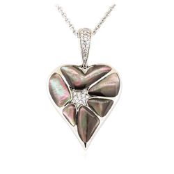 0.17 ctw Diamond and Mother of Pearl Pendant And Chain - 14KT White Gold