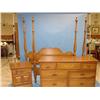 Image 2 : DAVIS CABINET CO. FOUR PIECE BEDROOM SU