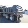 Image 17 : 1990 Ford L9000 Tandem Axle Dump Truck (Runs Drives Dumps See Video)