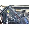 Image 39 : 1990 Ford L9000 Tandem Axle Dump Truck (Runs Drives Dumps See Video)