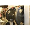 Image 1 : LOT OF 2 35LB RUBBERIZED WEIGHTS