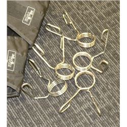 3 PAIRS OF OLYMPIC BAR CLIPS