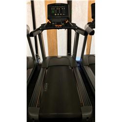 MATRIX ULTIMATE DECK TREADMILL