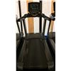 Image 1 : MATRIX ULTIMATE DECK TREADMILL