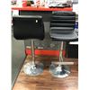 Image 1 : LOT OF 2 BLACK AND CHROME BAR STOOLS