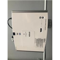 EPSON LCD PROJECTOR AND MOUNT